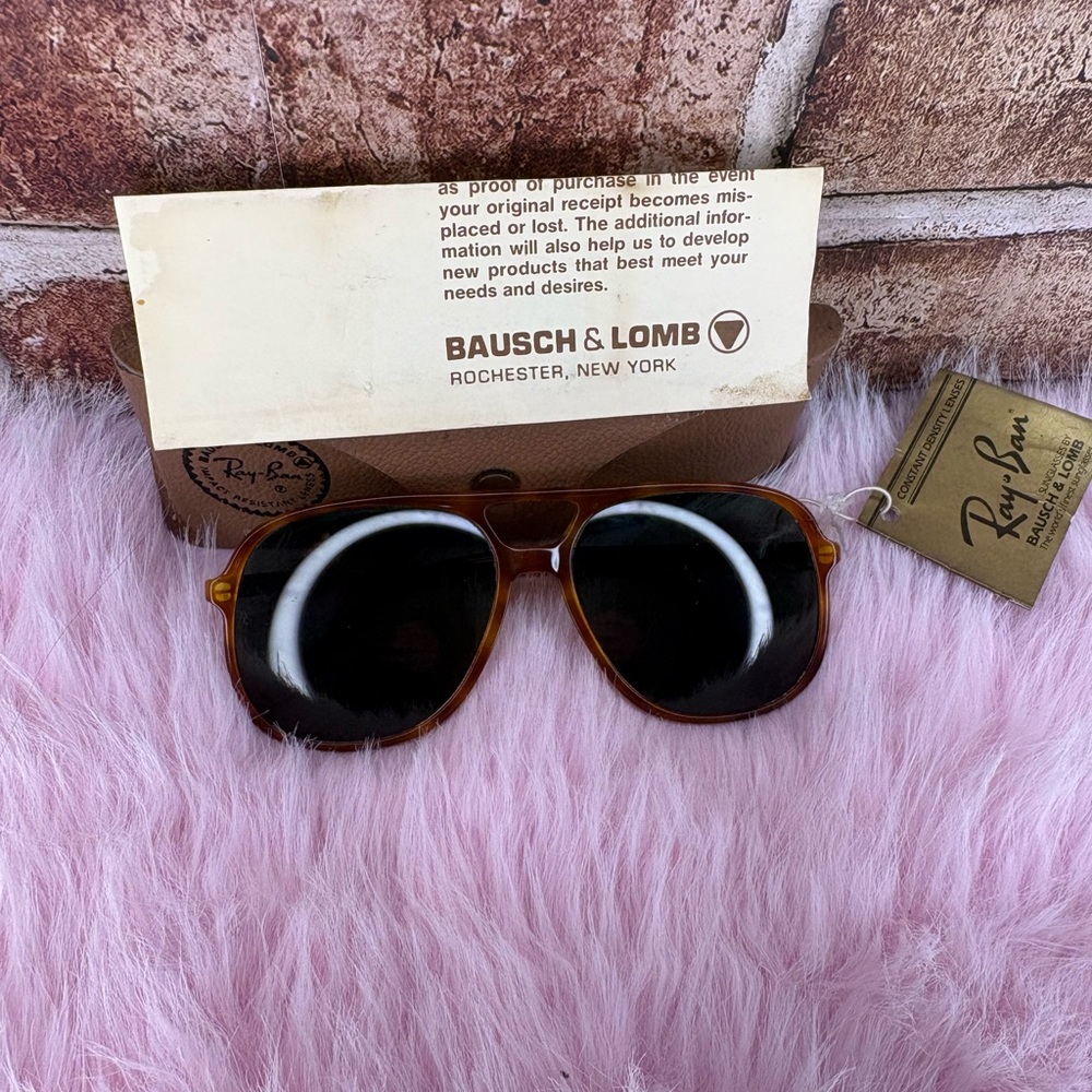 Rare Vintage B&L Ray-Ban Sunglasses - Frame France Style 1562 Tortoise